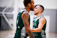 Pergalių serija nutrūko: išretėjęs „Žalgiris-2“ sumindytas Šilutėje