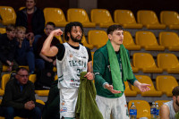 „URBO-NKL“ čempionai išgyveno gynybinę dramą aštuntfinalio starte